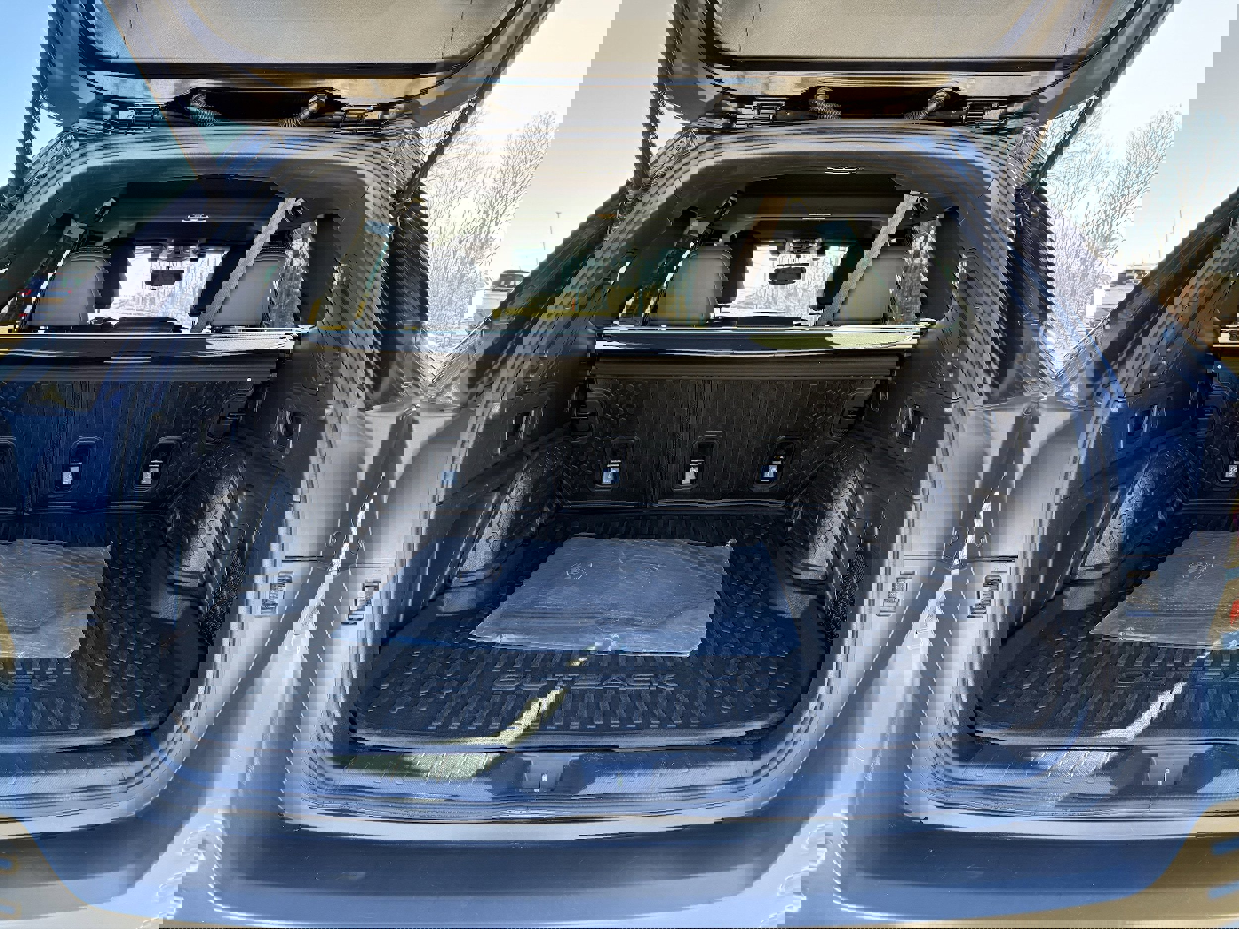 Used 2022 Subaru Outback Wilderness image 12