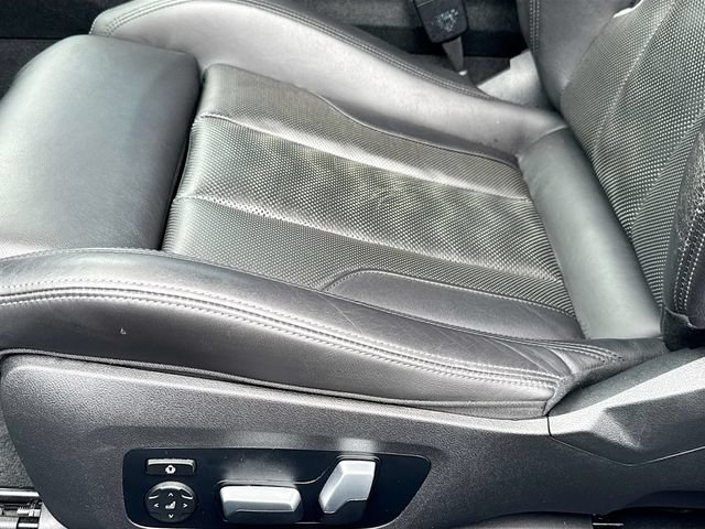 Used 2021 BMW M4 Coupe w/ Executive Package RWD image 25