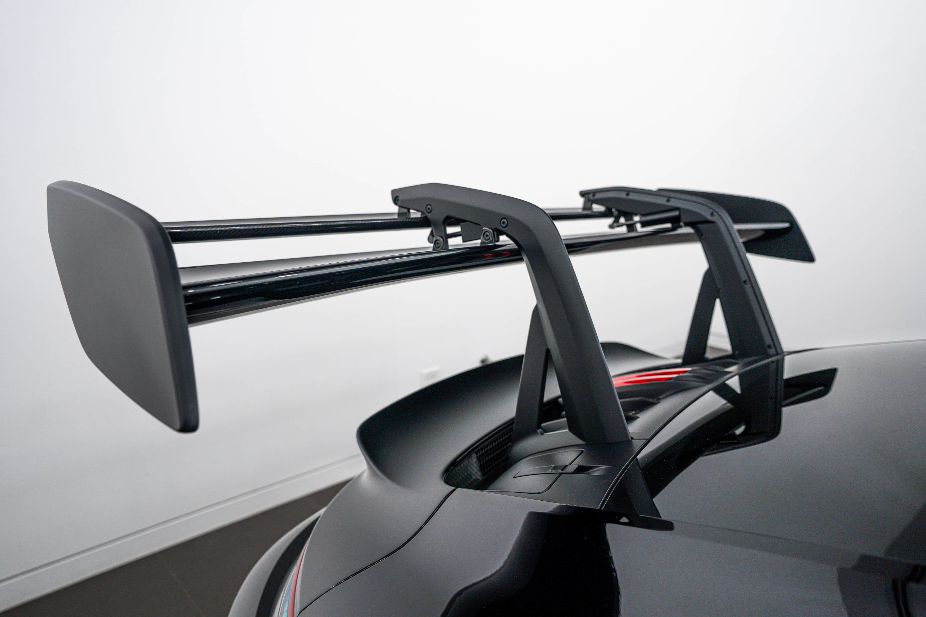 Certified 2023 Porsche 911 GT3 RS RWD image 24