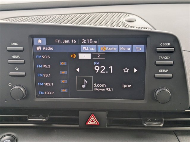 Certified 2025 Hyundai Elantra Sport image 17