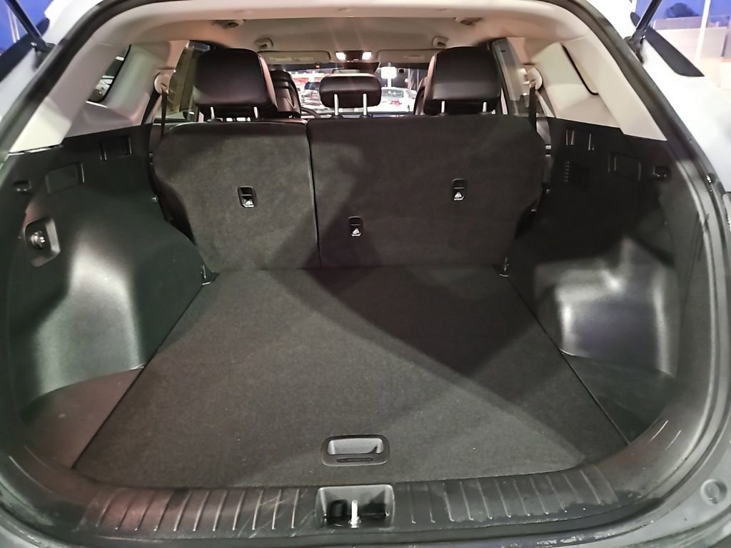 Used 2024 Kia Sportage EX image 32