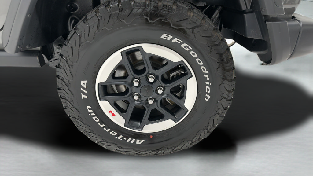 Used 2022 Jeep Wrangler Unlimited Rubicon w/ Cold Weather Group AWD/4WD image 8