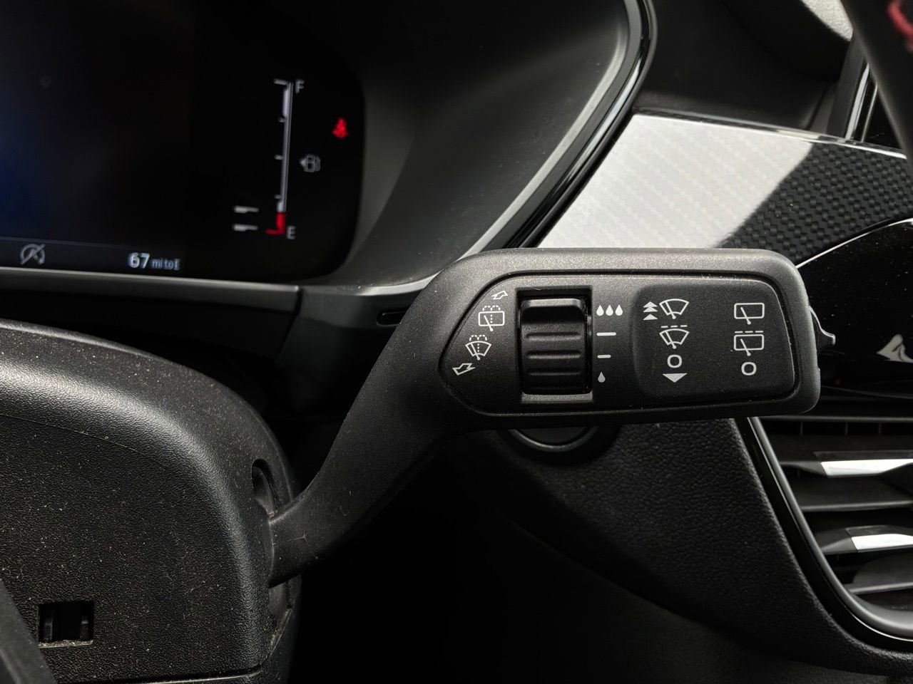 Used 2023 Ford Escape ST-Line FWD image 36