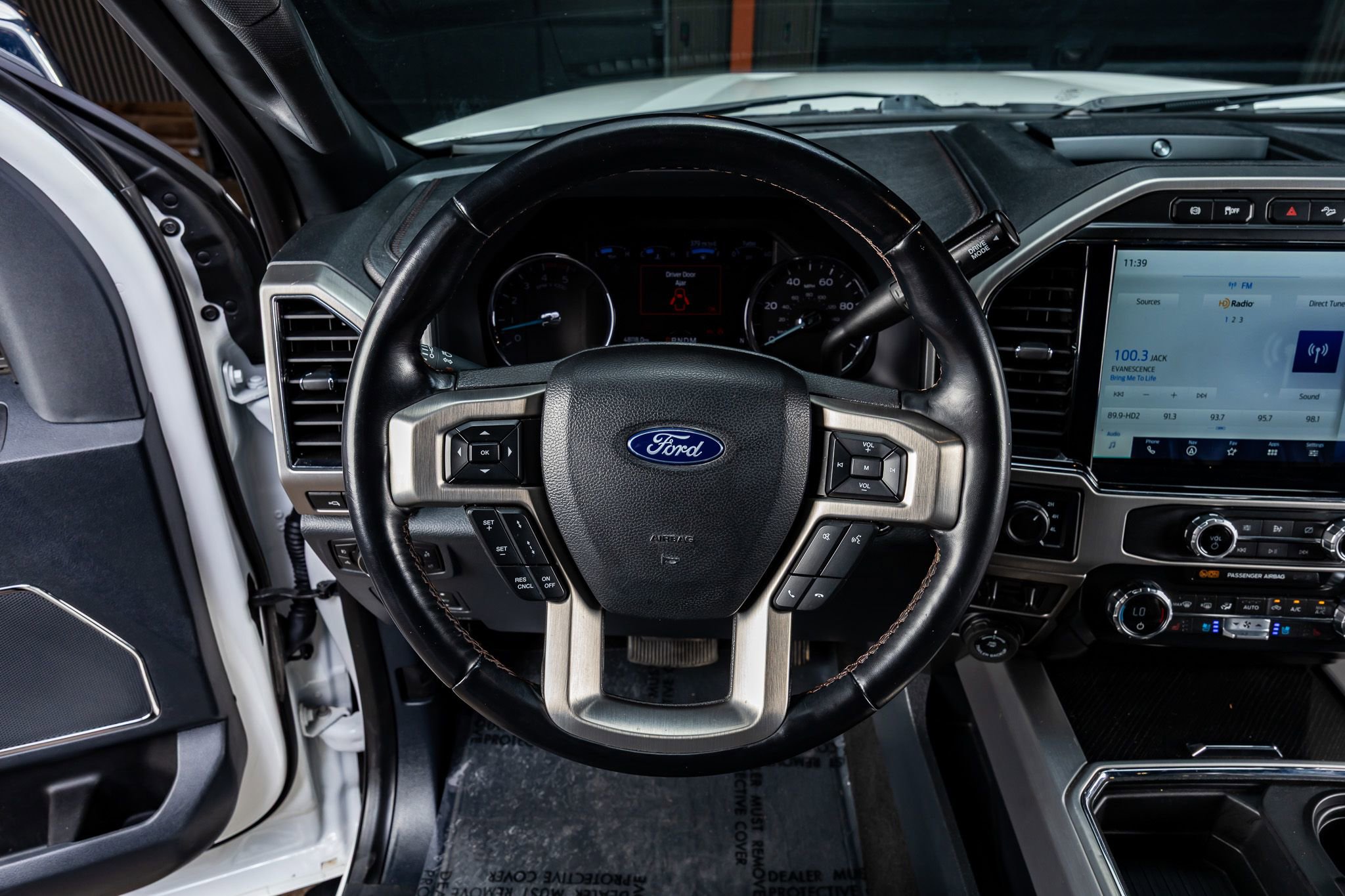 Used 2022 Ford F250 Platinum w/ FX4 Off-Road Package image 20