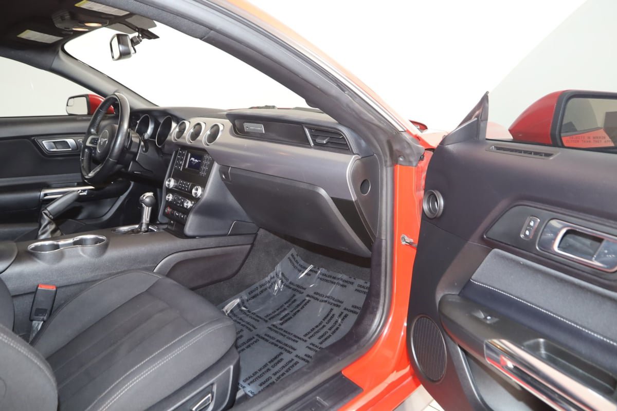 Used 2019 Ford Mustang GT RWD image 49