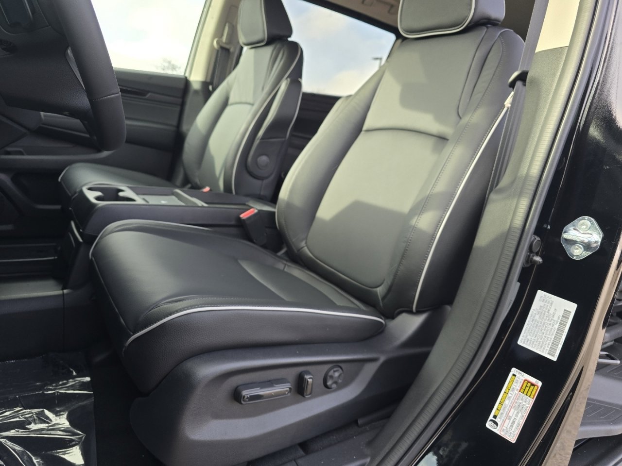 New 2026 Honda Odyssey Touring image 26