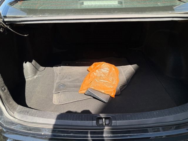 Used 2021 Toyota Corolla LE image 18