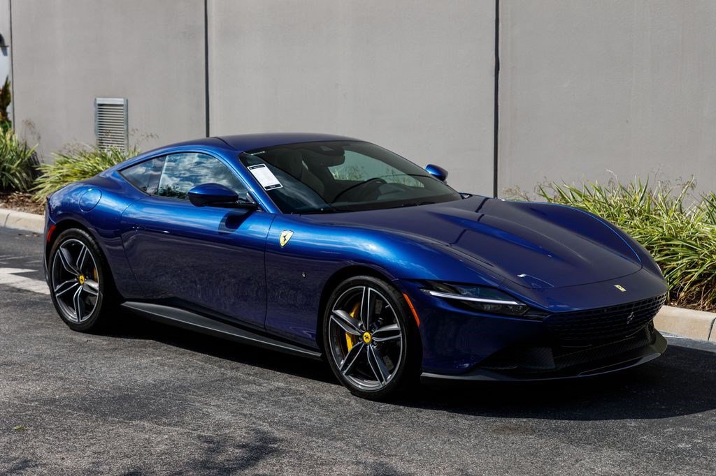 Used 2023 Ferrari Roma RWD image 7