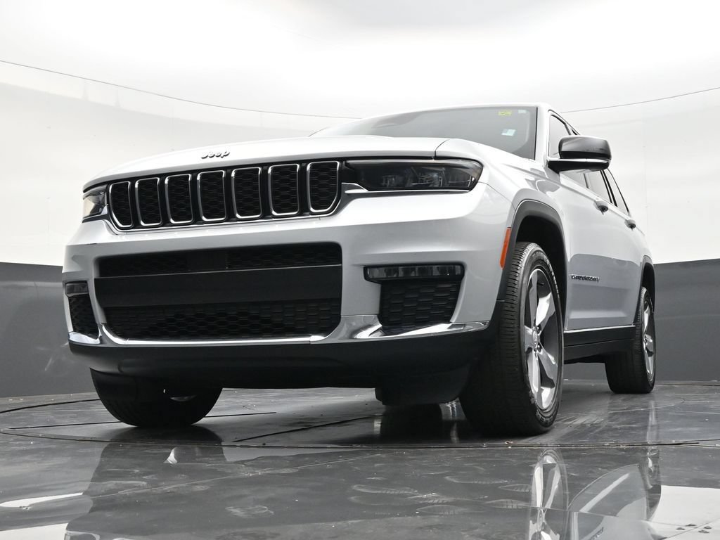 Used 2021 Jeep Grand Cherokee L Limited RWD image 28