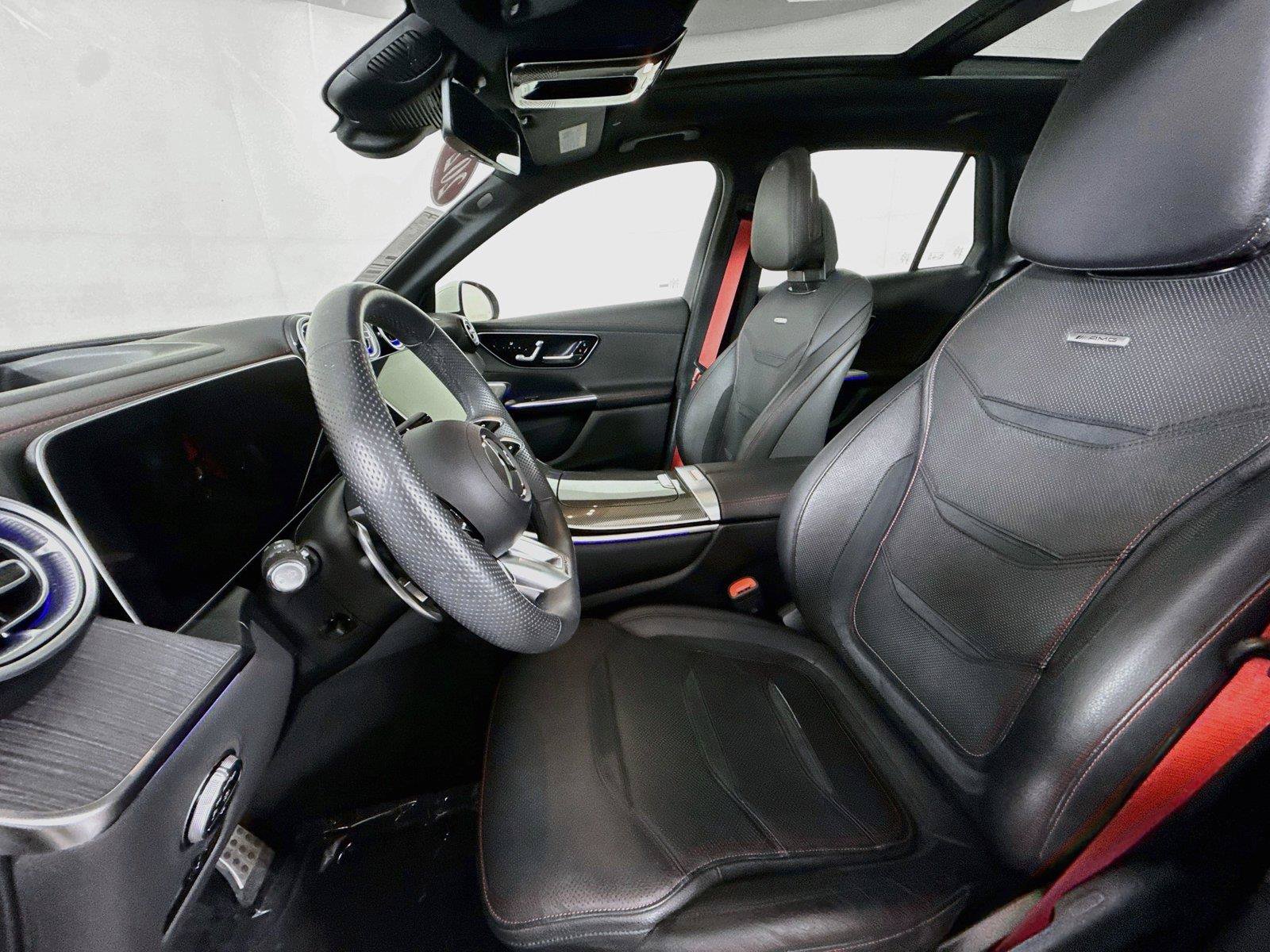 Used 2024 Mercedes-Benz GLC 43 AMG 4MATIC image 3