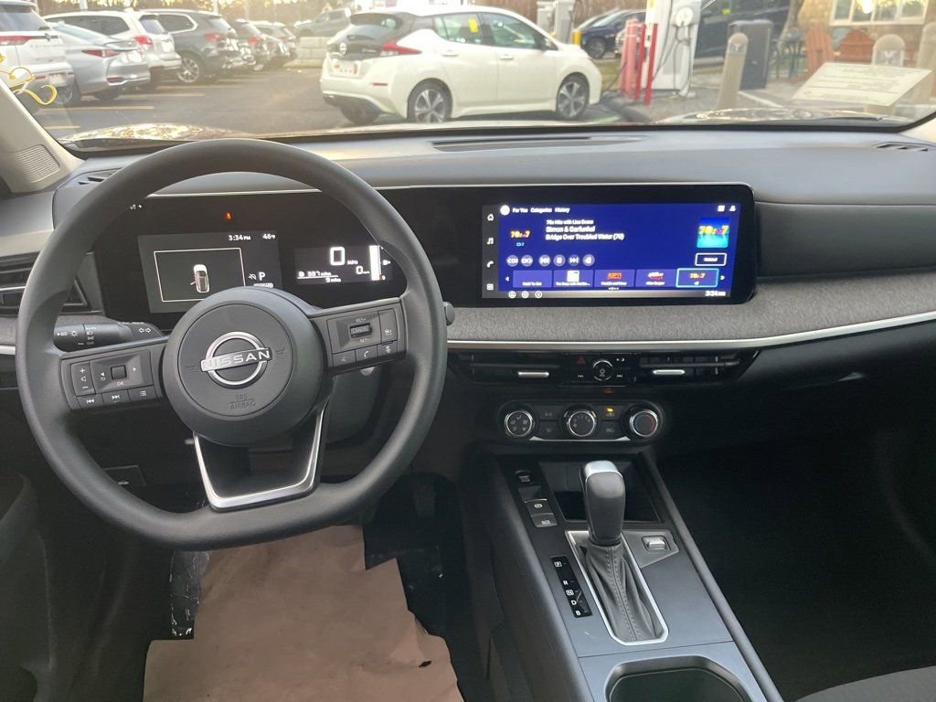 New 2026 Nissan Kicks S image 22