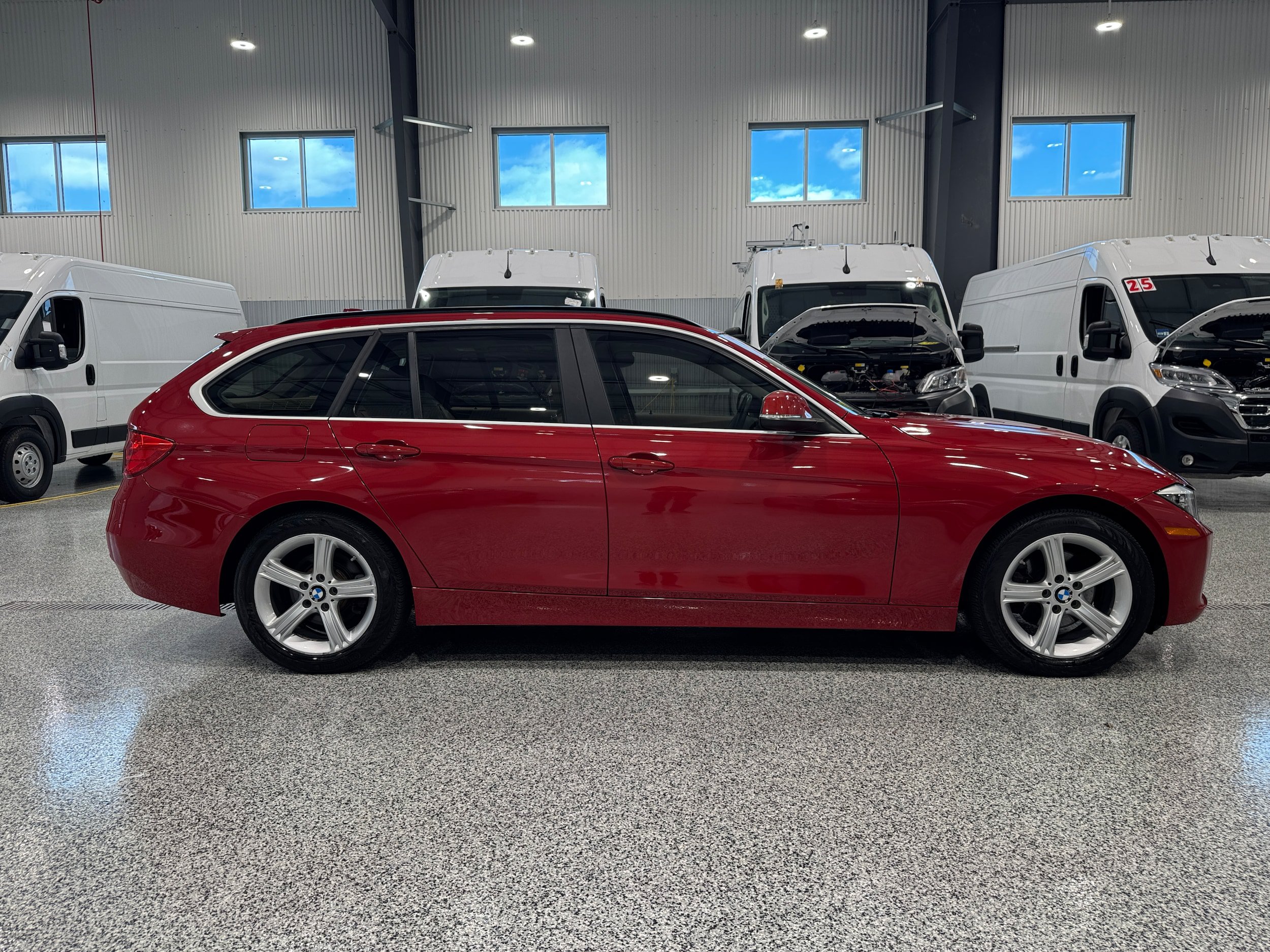 Used 2015 BMW 328i xDrive Wagon AWD/4WD image 5