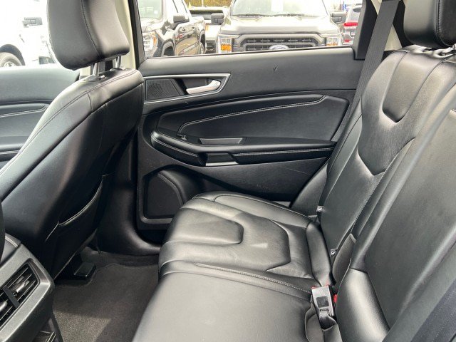 Certified 2022 Ford Edge Titanium AWD/4WD image 29