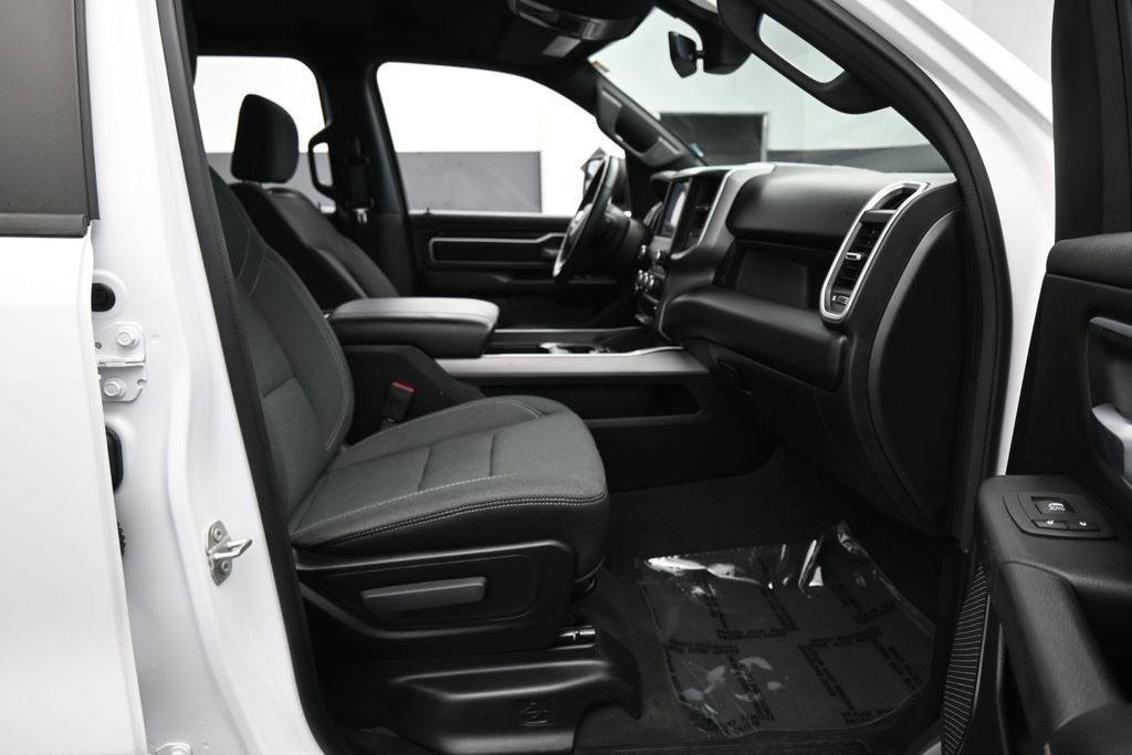 Used 2023 RAM 1500 Big Horn RWD image 38