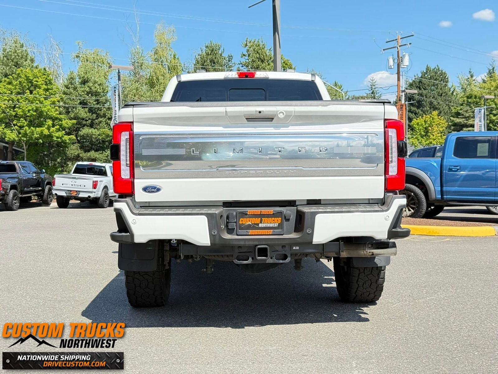 Used 2024 Ford F350 Limited w/ FX4 Off-Road Package image 3