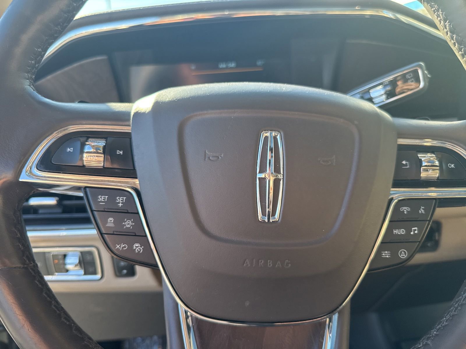 Used 2022 Lincoln Navigator Reserve image 19