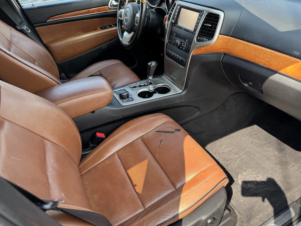 Used 2012 Jeep Grand Cherokee Overland image 36