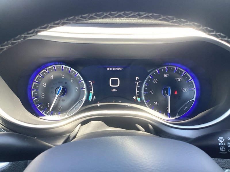 New 2026 Chrysler Pacifica Select image 34