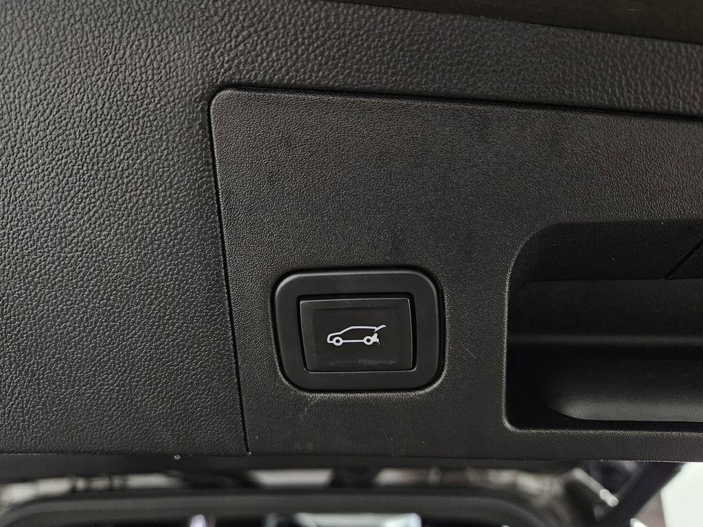 Used 2020 Cadillac XT5 Premium Luxury FWD image 36