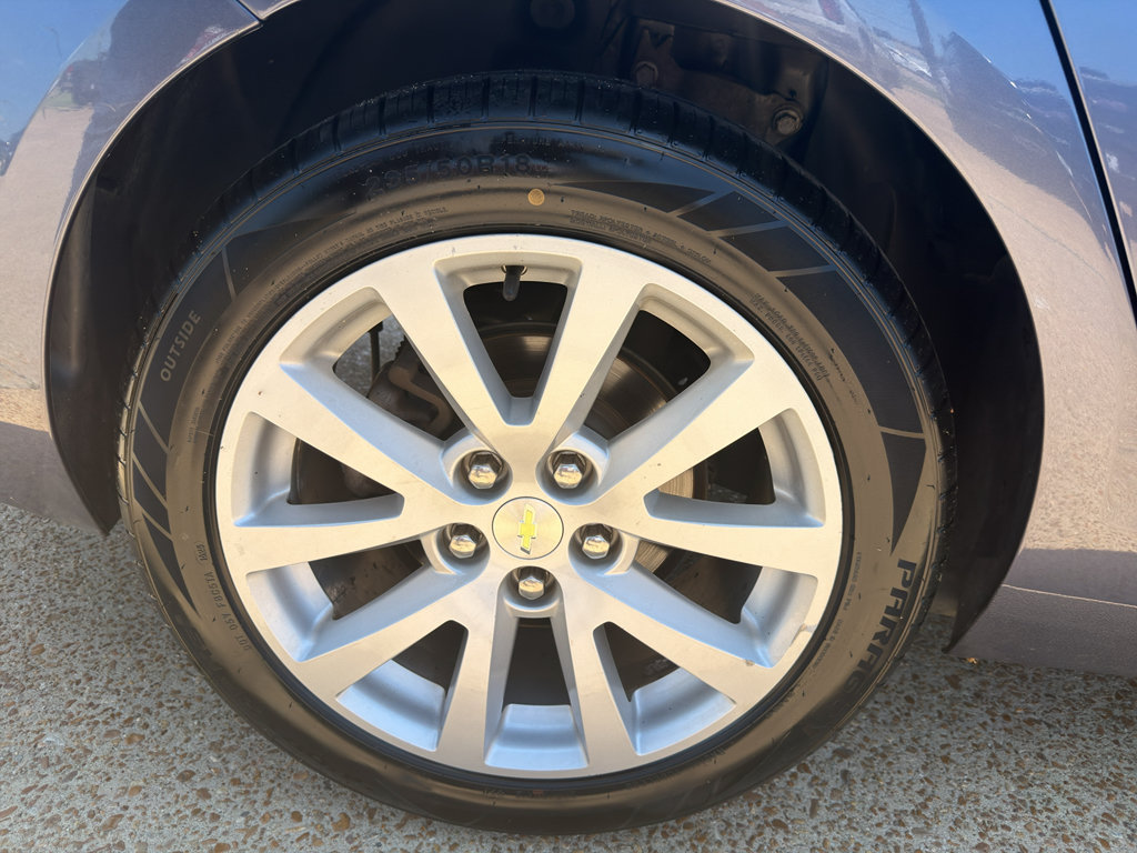 Used 2015 Chevrolet Malibu LT w/ Leather Package FWD image 12