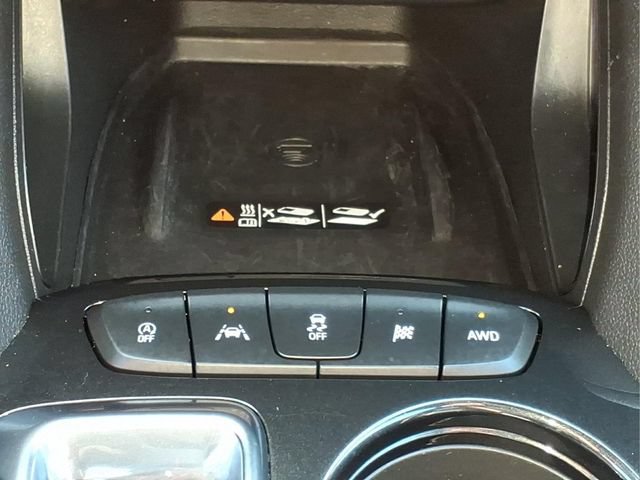 Used 2023 Chevrolet TrailBlazer RS w/ Sun and Liftgate Package AWD/4WD image 22