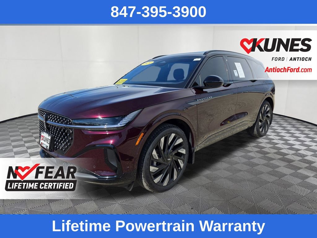 Used 2024 Lincoln Nautilus Reserve w/ Equipment Group 202A AWD/4WD image 3