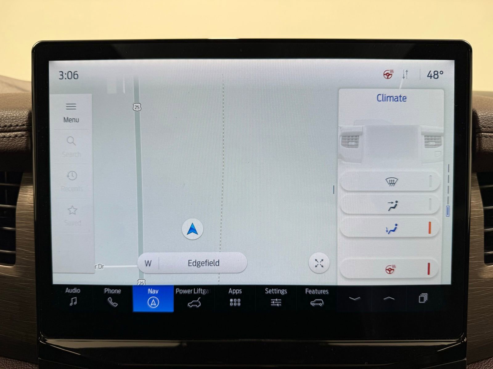 Used 2024 Ford Expedition Limited image 19