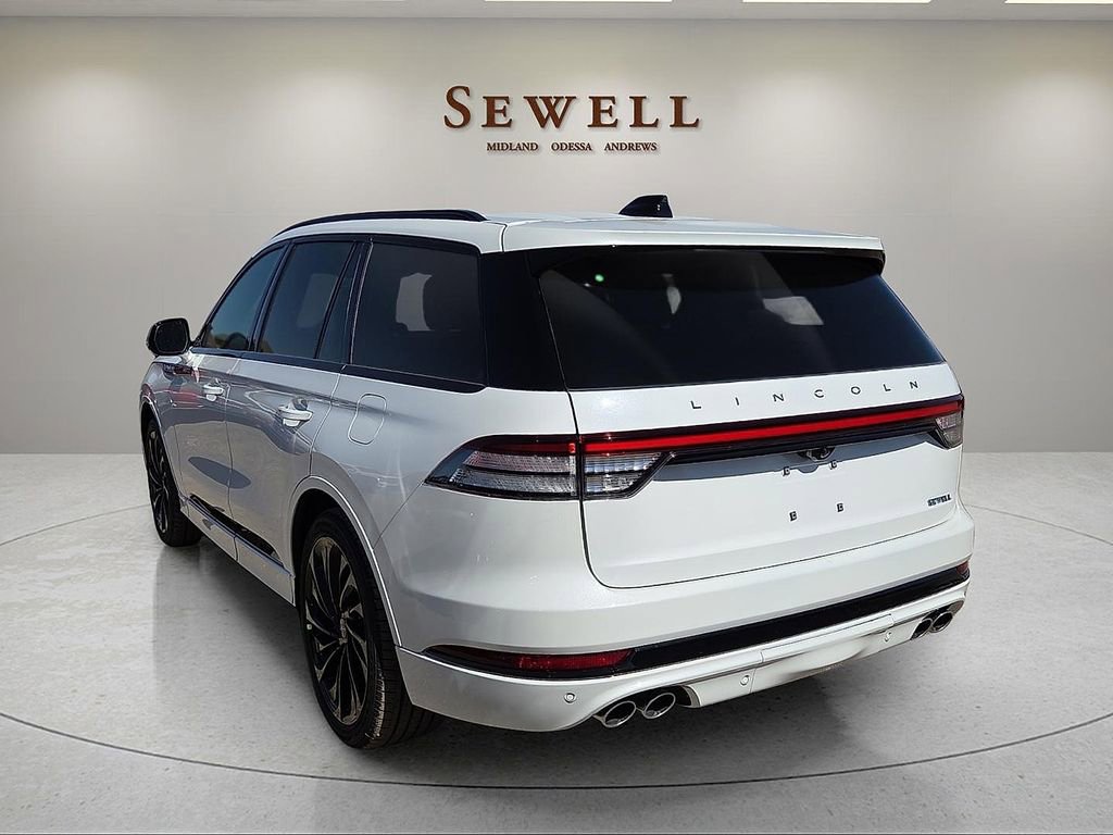 New 2026 Lincoln Aviator Reserve w/ Luxury Package RWD image 3