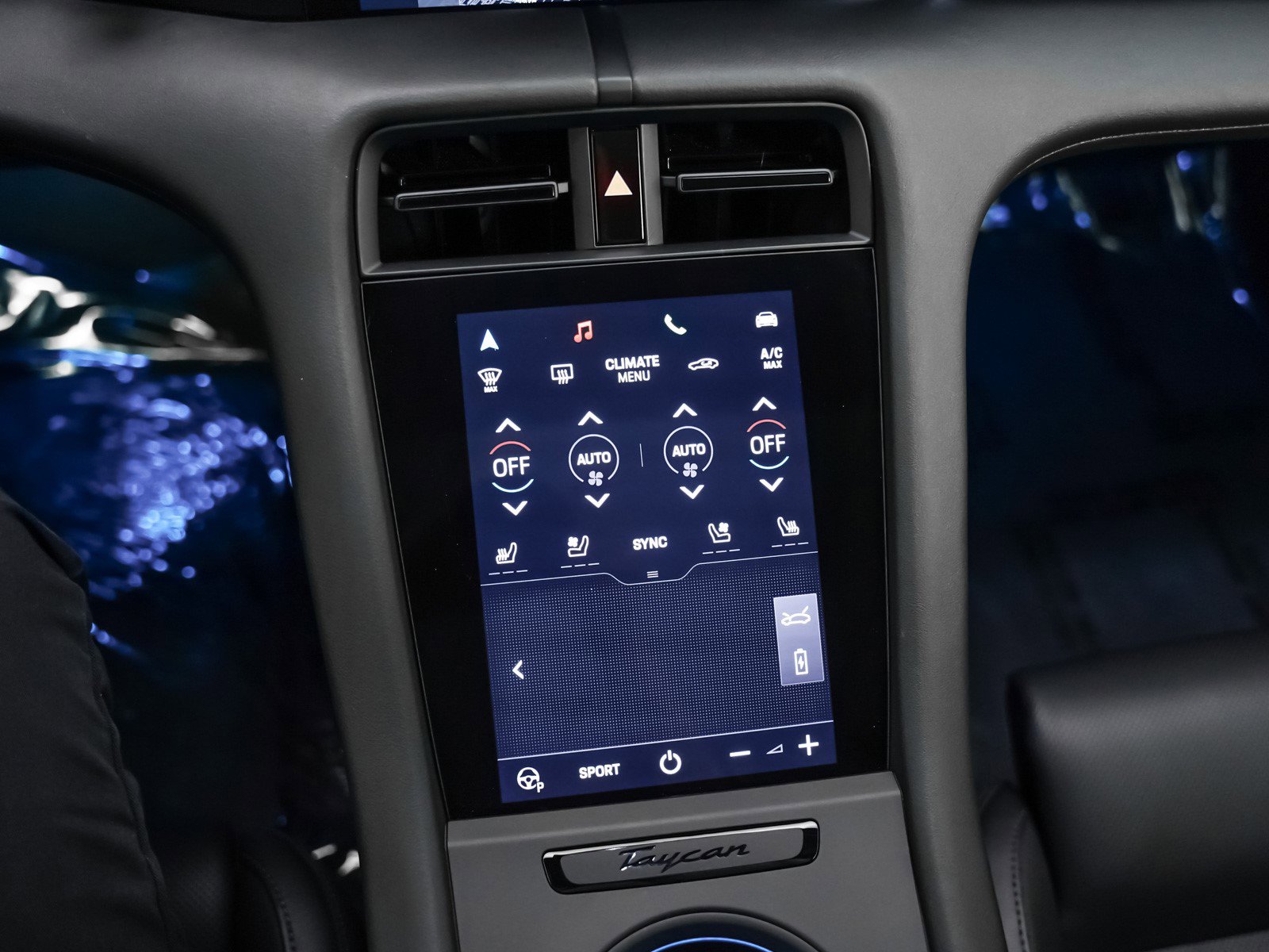Used 2024 Porsche Taycan 4 Cross Turismo w/ Premium Package image 19