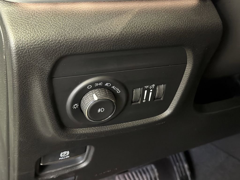 New 2026 Jeep Grand Cherokee L Limited image 13