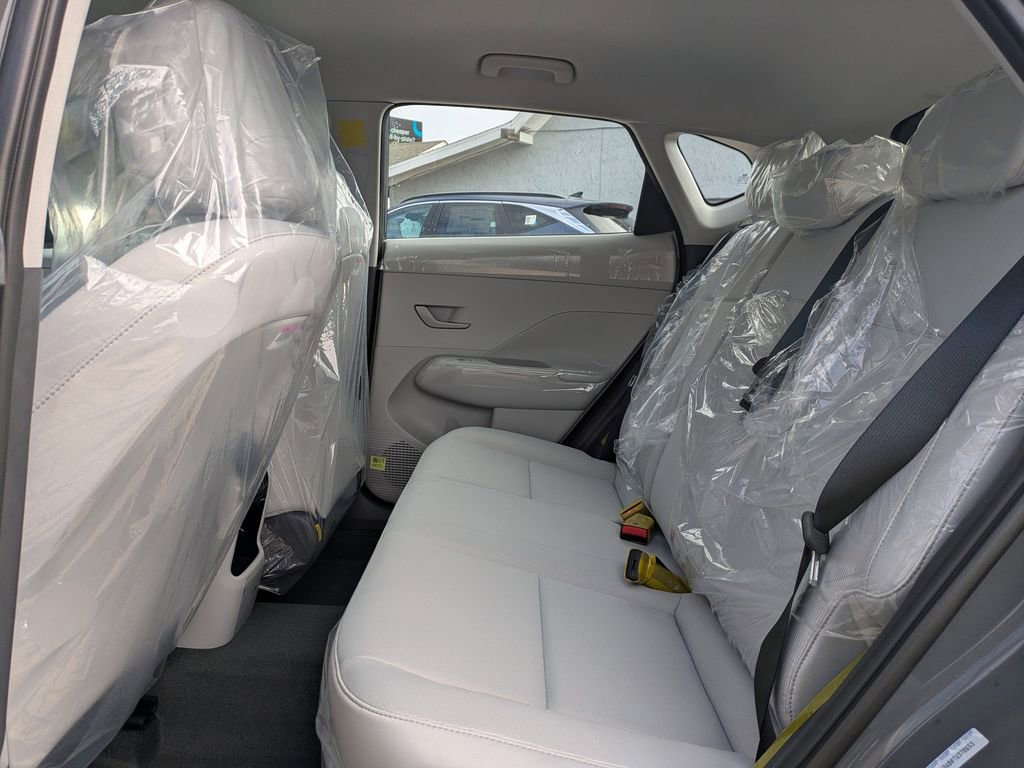 New 2026 Hyundai Kona SE image 13