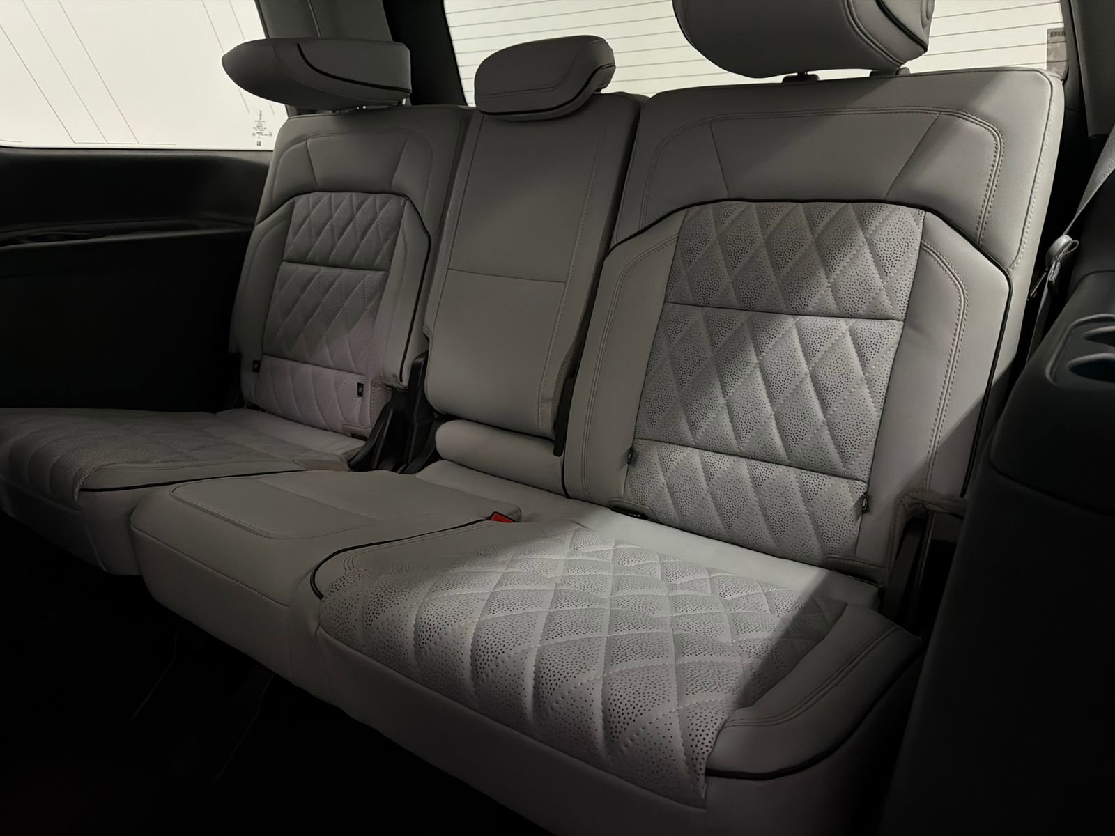 New 2026 Lincoln Navigator Black Label AWD/4WD image 20