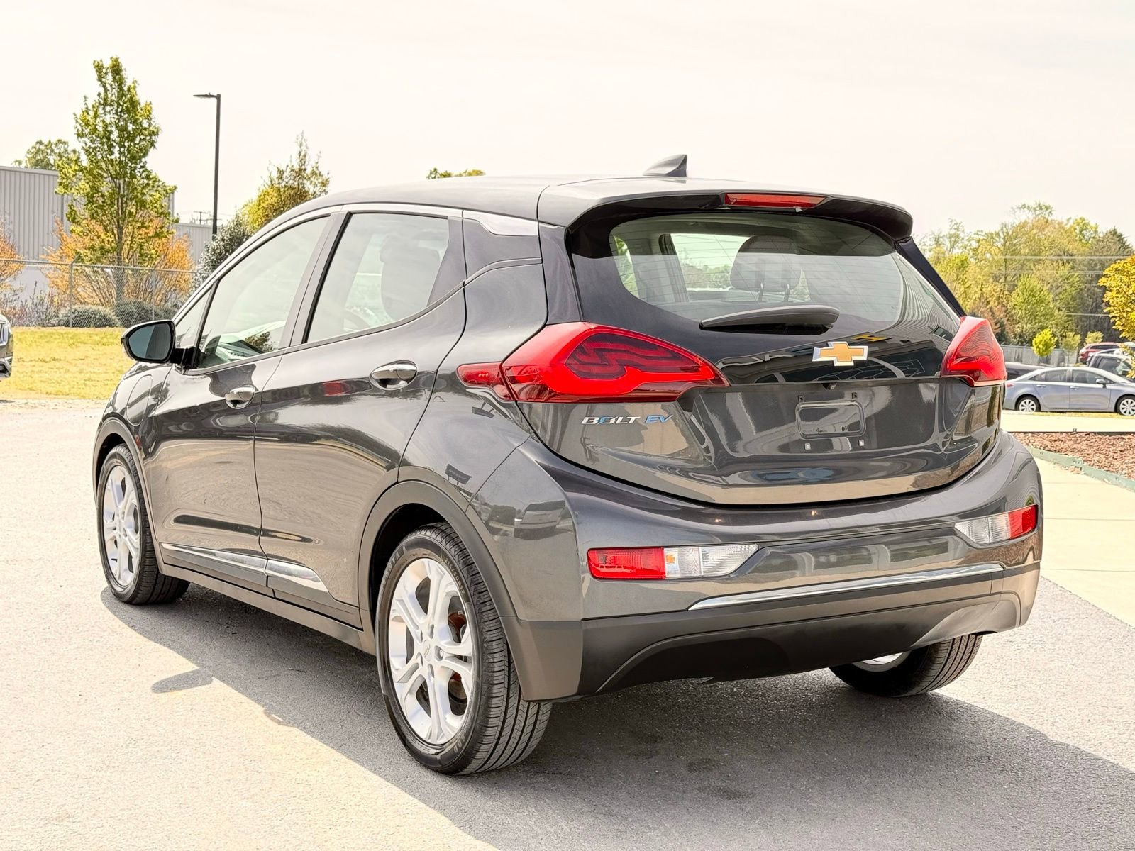 Used 2018 Chevrolet Bolt LT FWD image 12