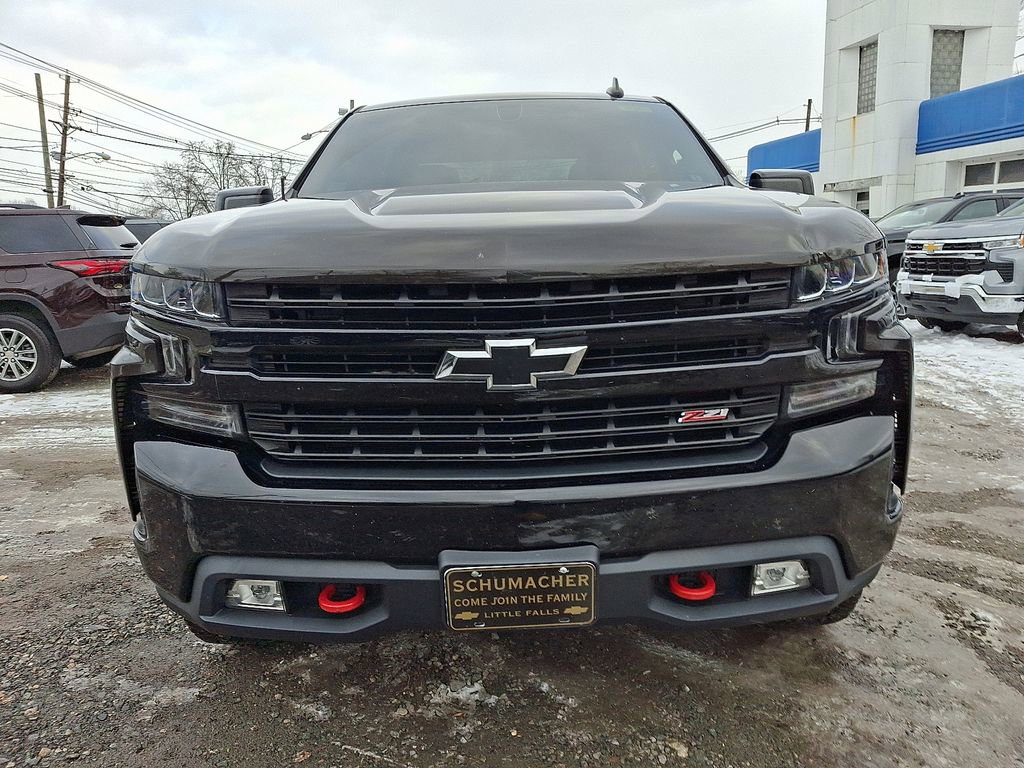 Used 2020 Chevrolet Silverado 1500 LT Trail Boss w/ Convenience Package image 3