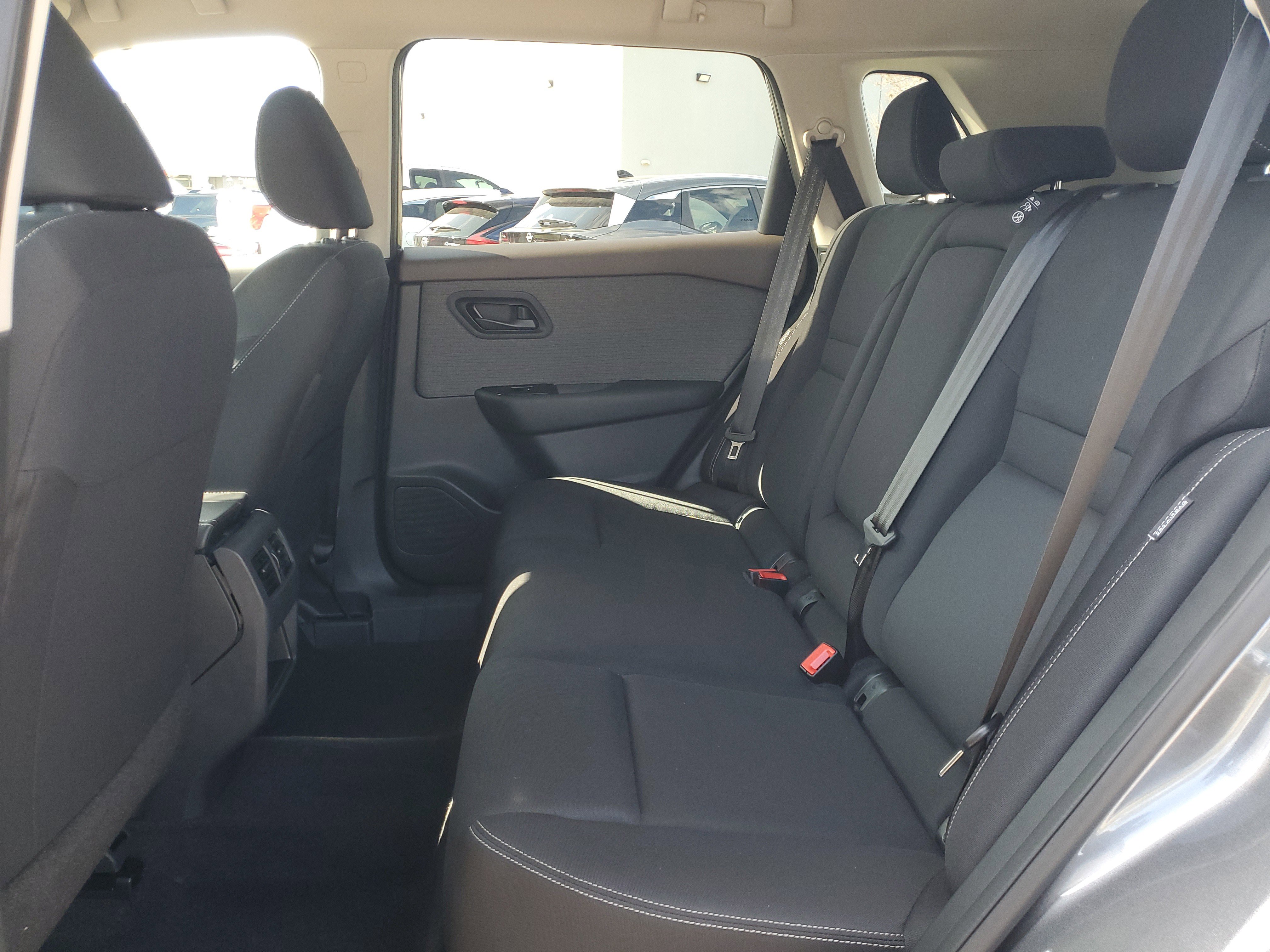 Certified 2023 Nissan Rogue S image 17