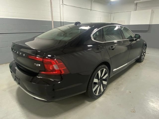 Used 2025 Volvo S90 T8 Plus AWD/4WD image 3