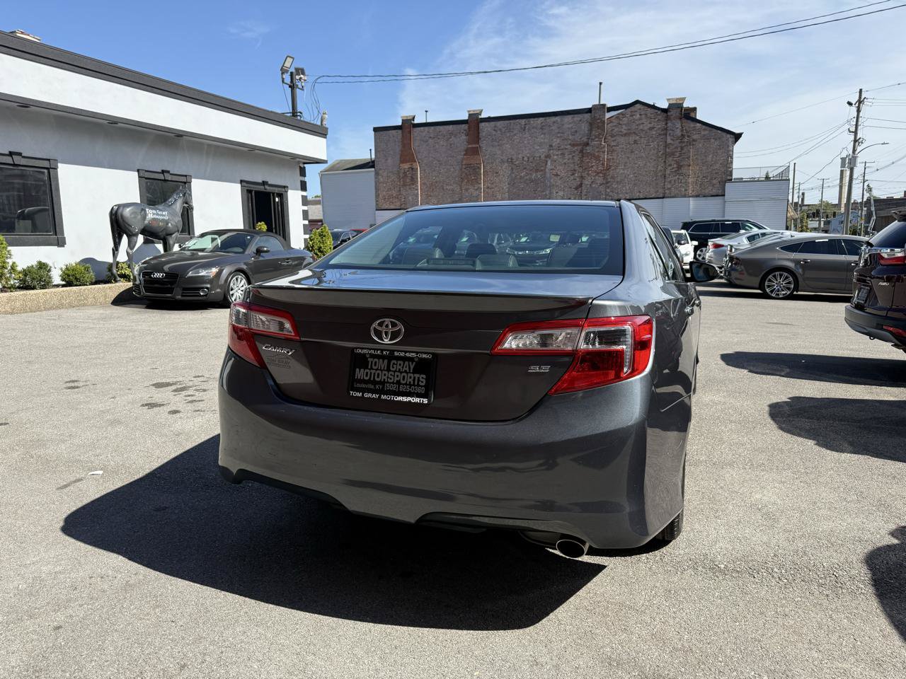 Used 2013 Toyota Camry SE FWD image 3