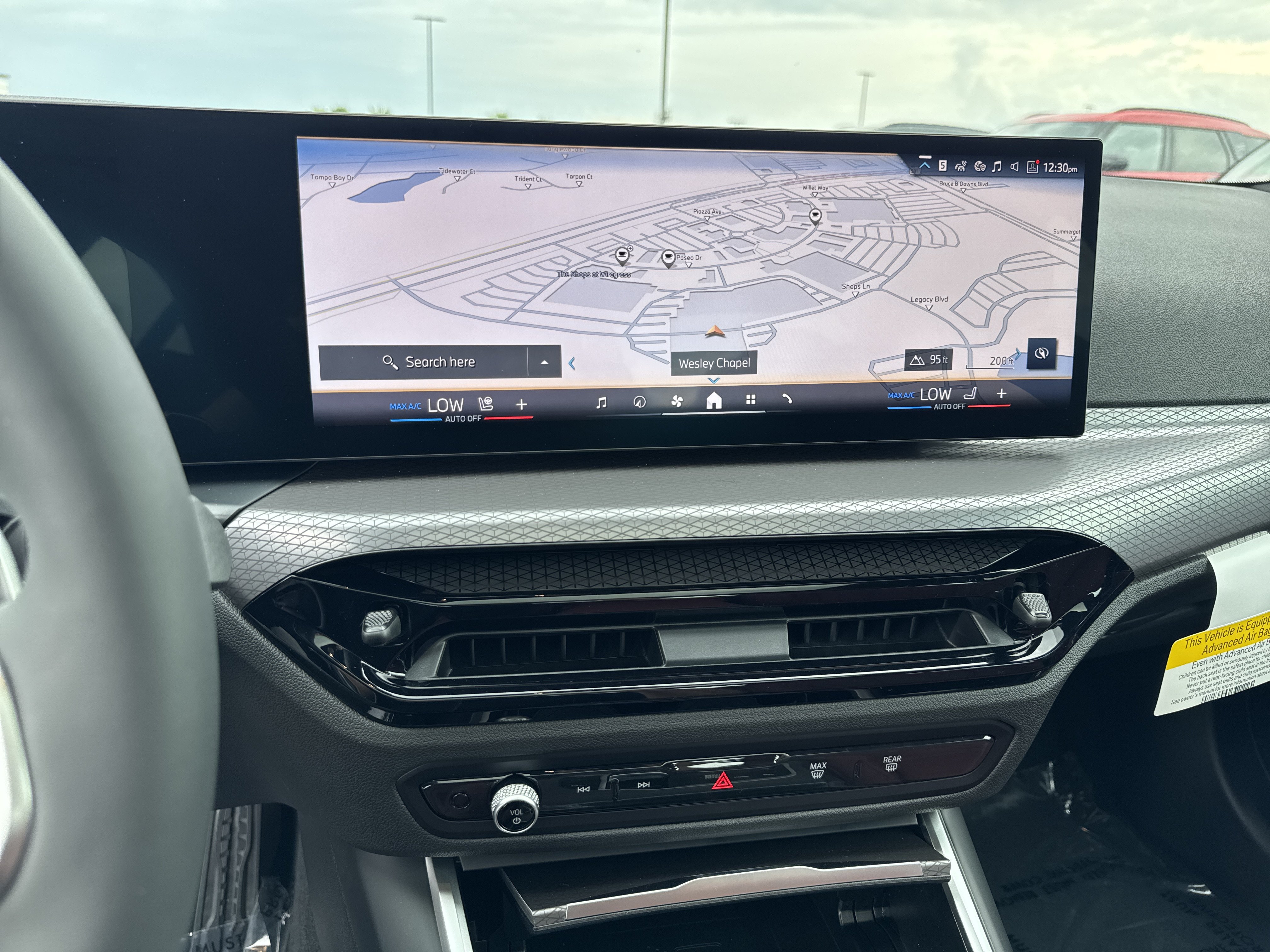 New 2026 BMW 330i Sedan w/ M Sport Package RWD image 18
