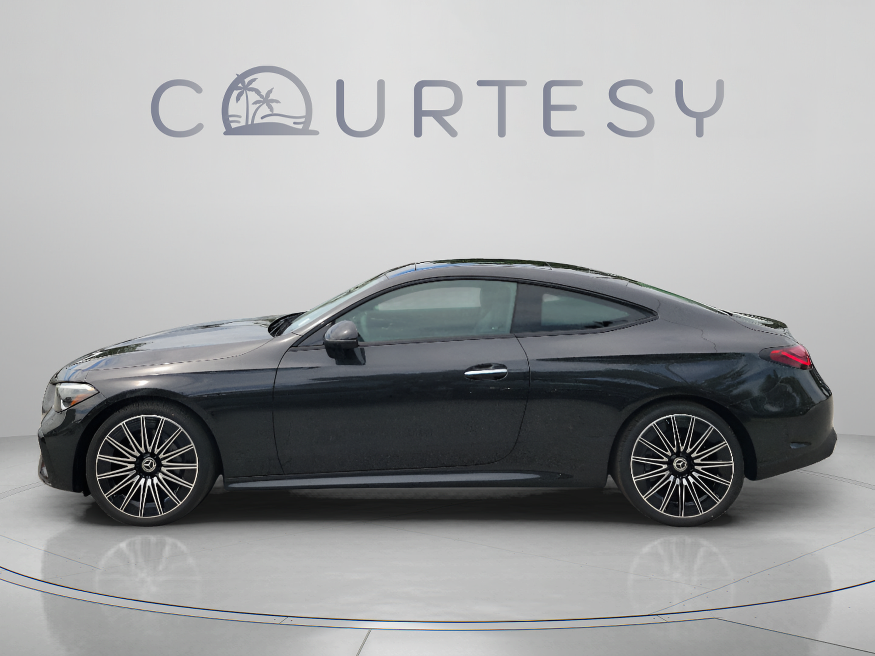New 2026 Mercedes-Benz CLE 300 4MATIC Coupe image 2