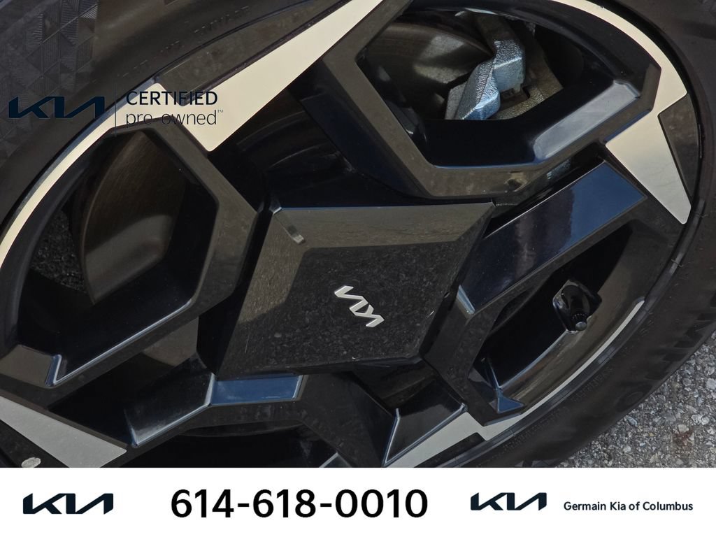 Certified 2026 Kia Sportage EX FWD image 12