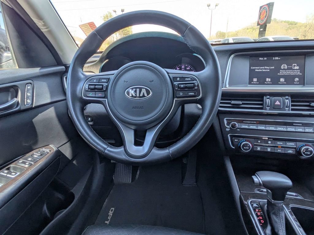 Used 2018 Kia Optima EX image 16