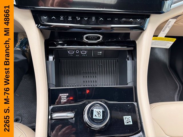 New 2027 Jeep Grand Cherokee Limited AWD/4WD image 42