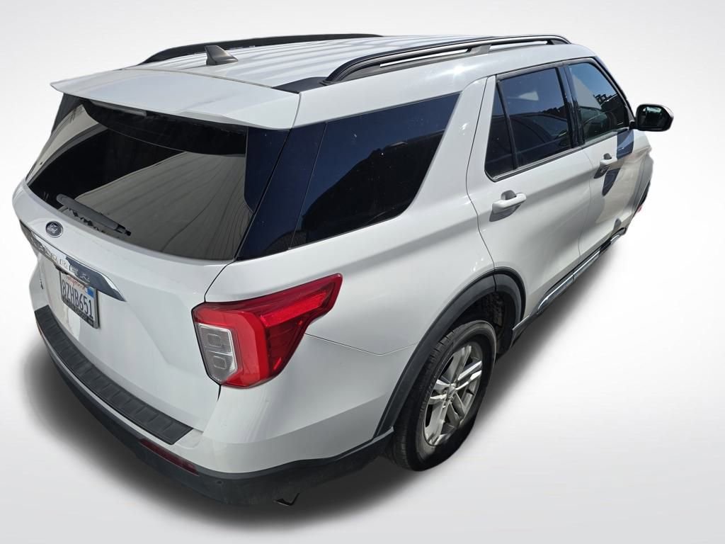 Used 2021 Ford Explorer XLT image 8