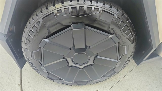 Used 2024 Tesla Cybertruck Cyberbeast image 55