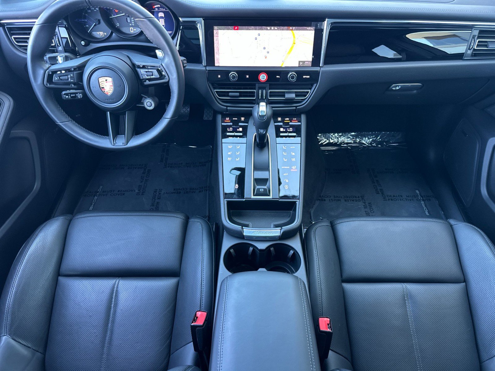 Used 2026 Porsche Macan AWD/4WD image 6