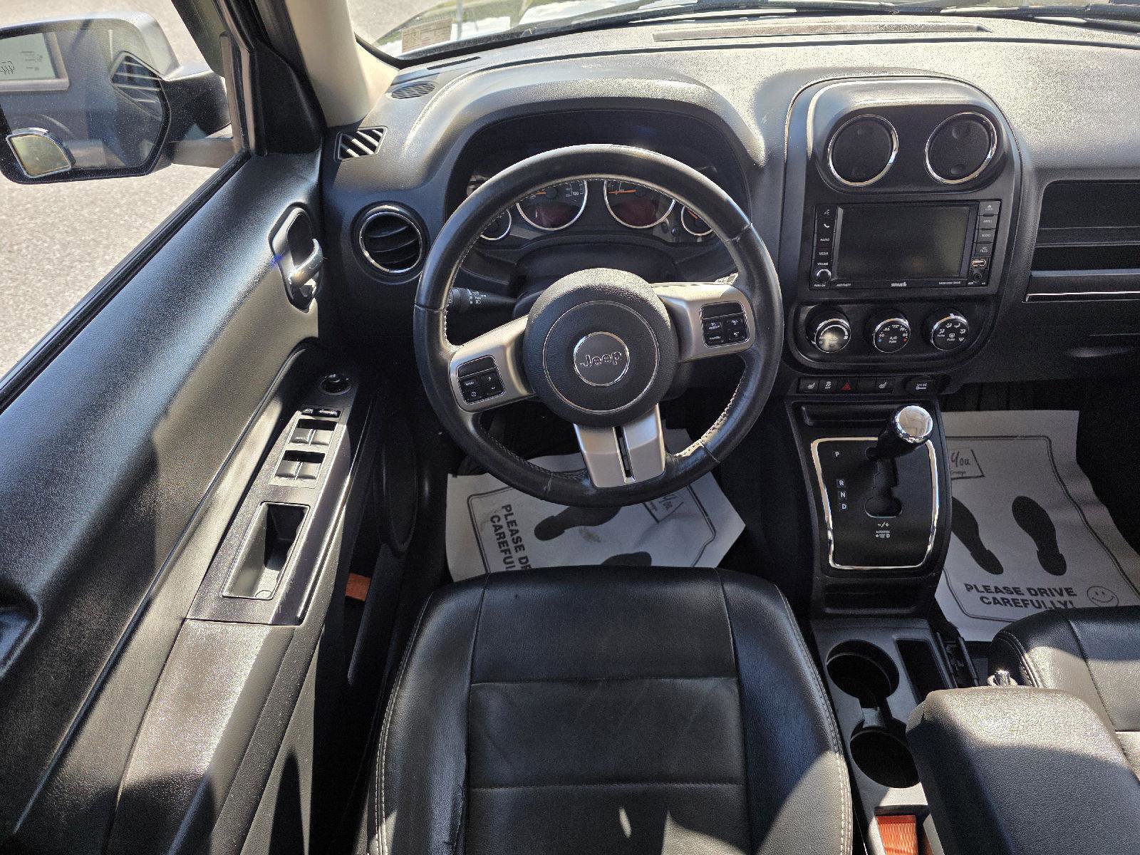 Used 2015 Jeep Patriot Limited w/ Sun/Sound Group AWD/4WD image 13