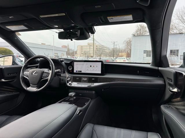 Used 2024 Lexus LS 500 500 Base w/ Interior Upgrade Package image 16