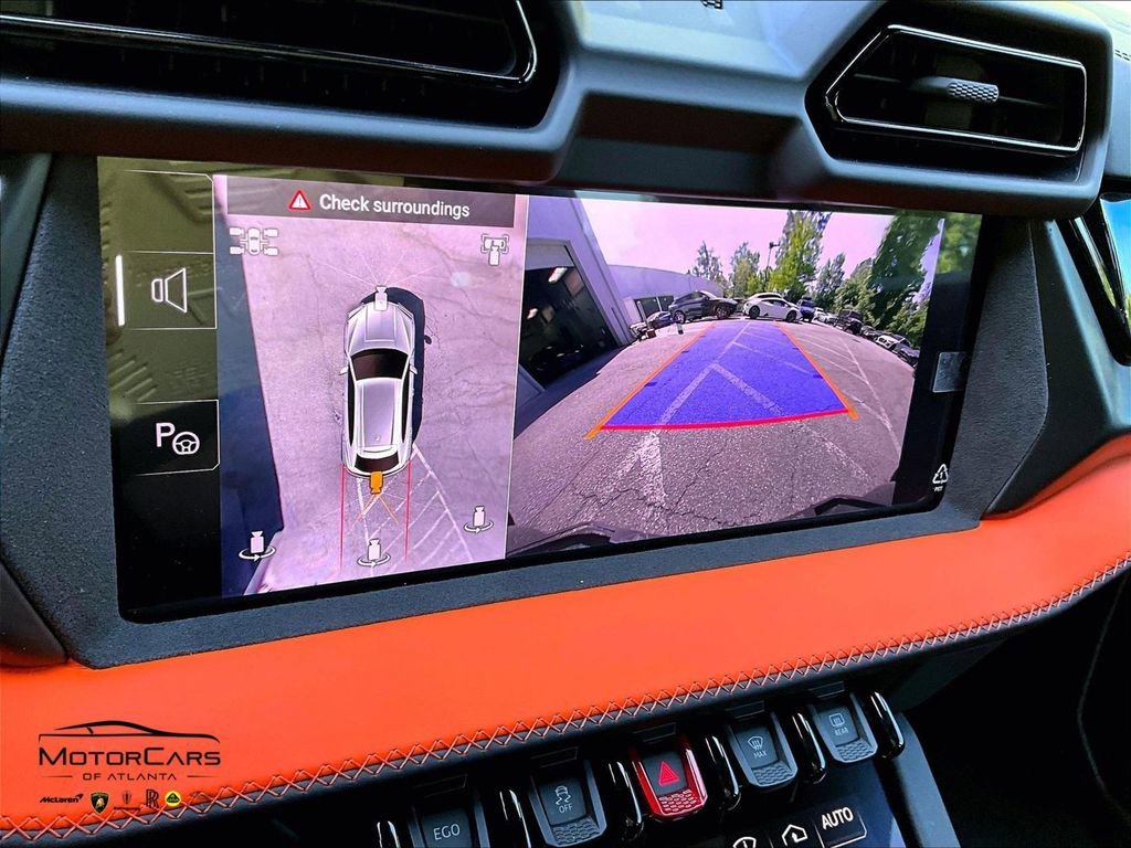 Used 2025 Lamborghini Urus SE image 18