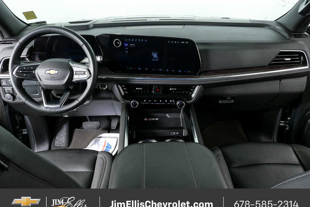 Certified 2025 Chevrolet Tahoe LT image 18