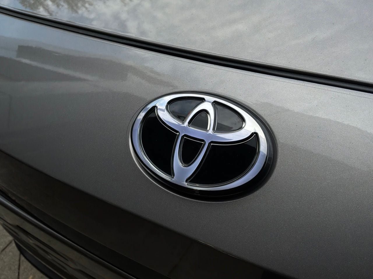 Used 2026 Toyota RAV4 LE AWD/4WD image 10